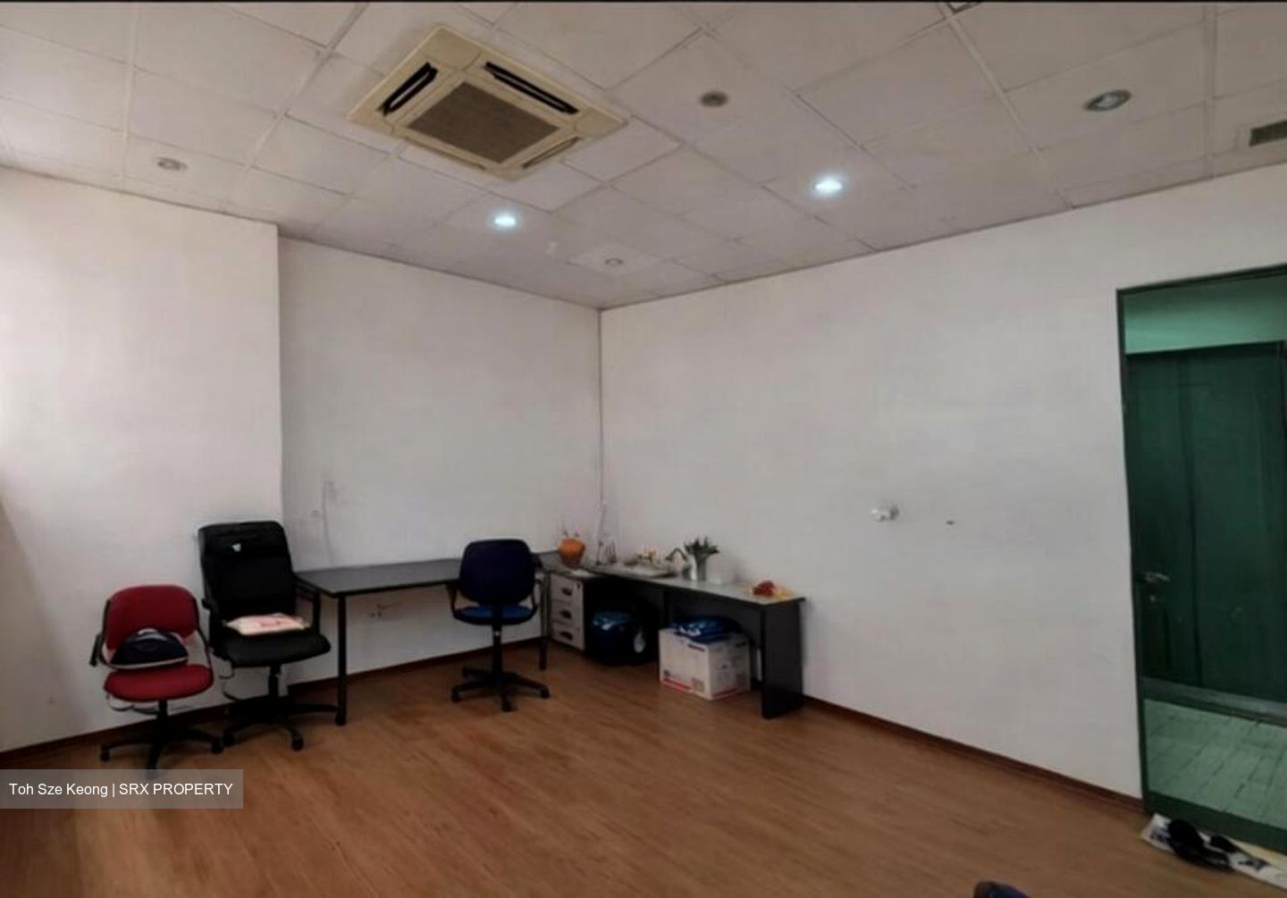 Bylands Building (D7), Office #512645641
